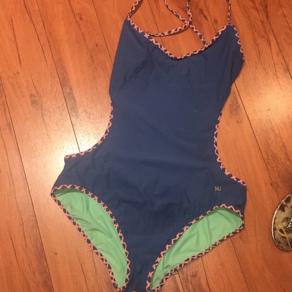 Marc Jacobs one piece swimsuit two tone worn once - Picture 2 of 6